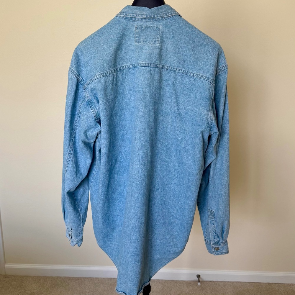 Levis Red Tab Denim Shirt Medium Light Wash Cotton Button Down 60560-1315 - Picture 6 of 8